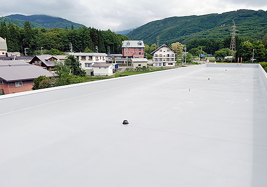 FRP防水施工の様子