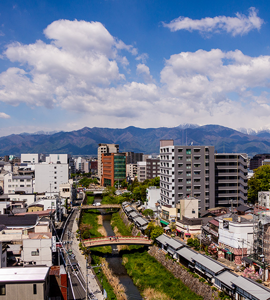 丁寧で真摯な仕事を通じて、安⼼と満⾜をお届け